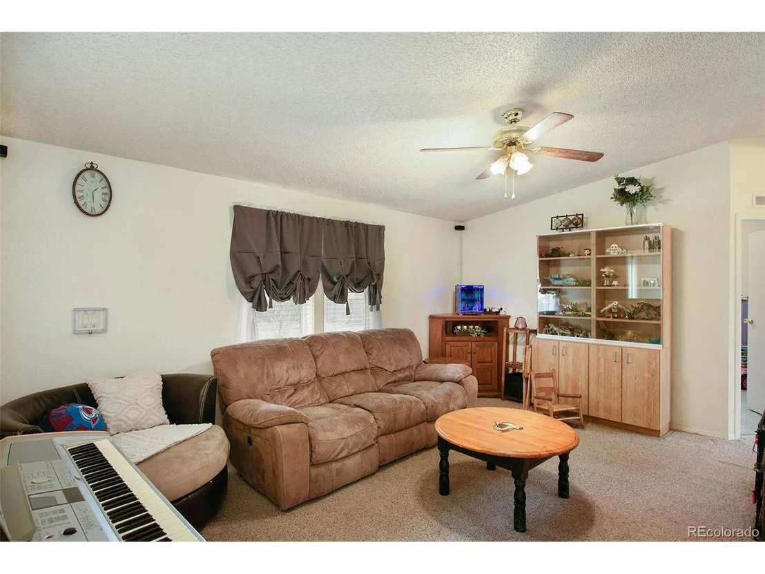 Photo of 350 2nd St