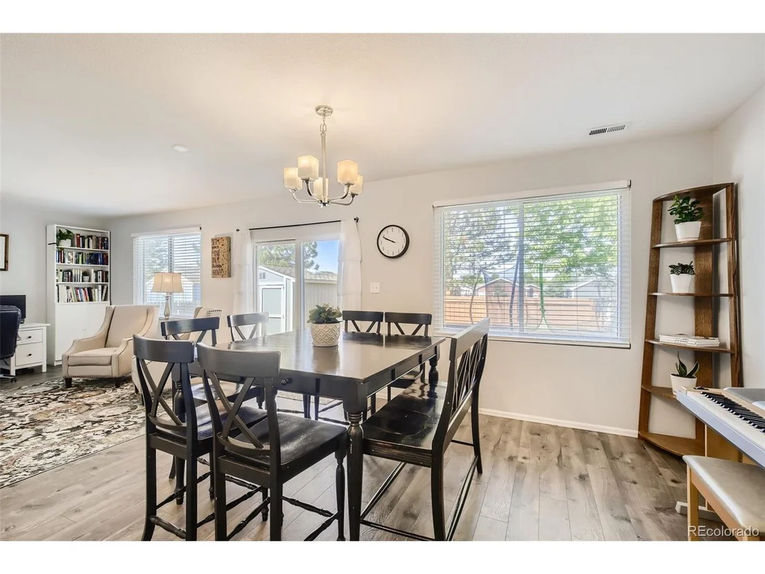 Photo of 6138 Shamrock Cir