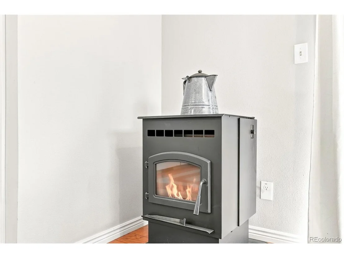 Photo of 317 3rd Ave