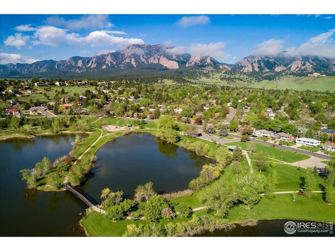 Photo of 1275 Berea Dr