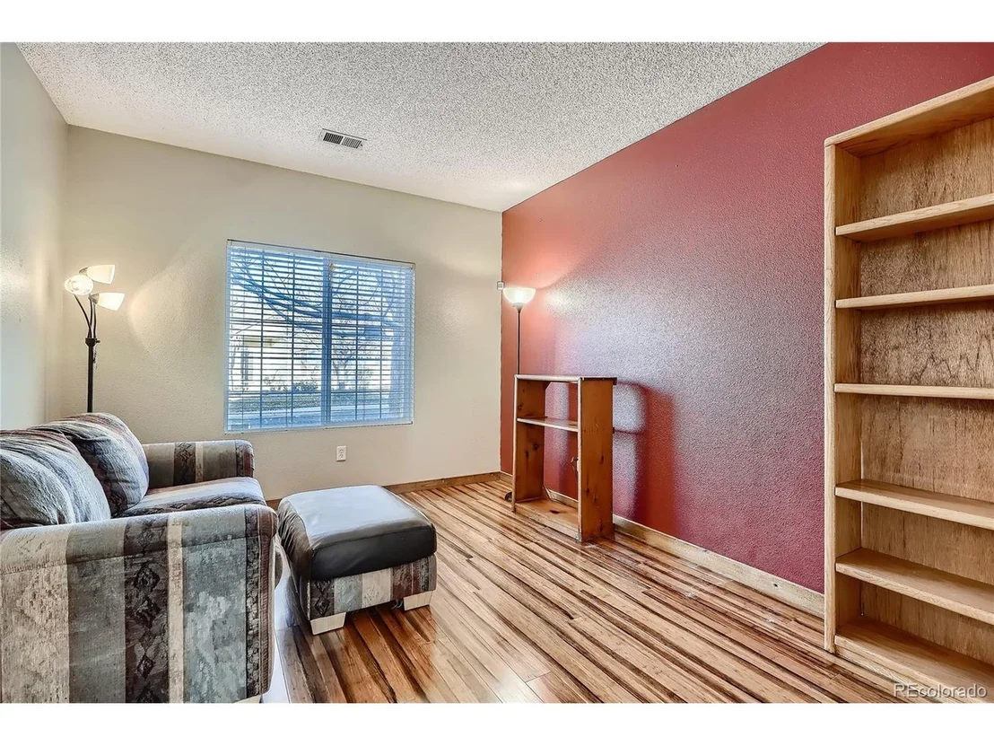Photo of 386 Ivory Cir
