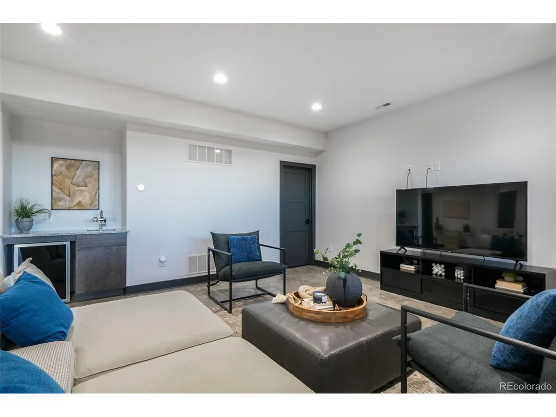 Photo of 3655 Mesa Top Dr