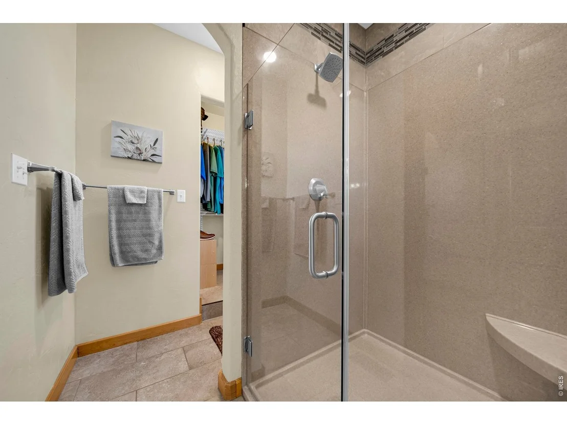 Photo of 48 Bachar Dr