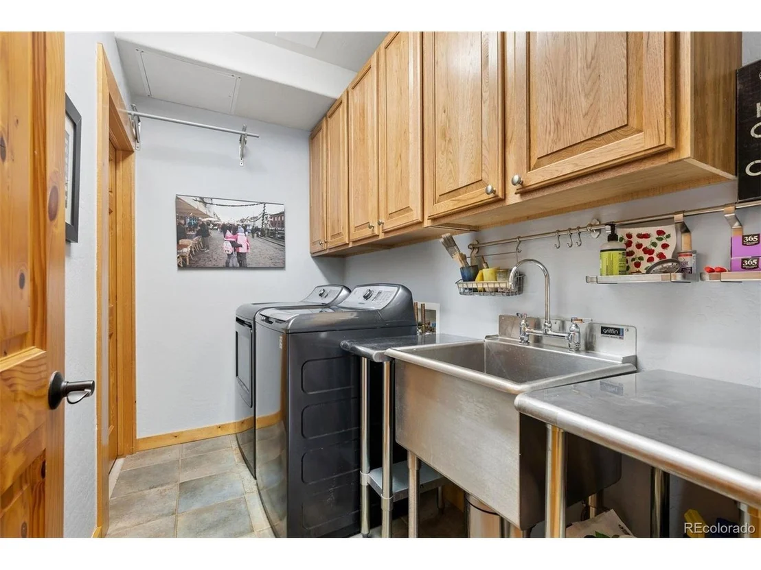 Photo of 4620 Forest Hill Rd