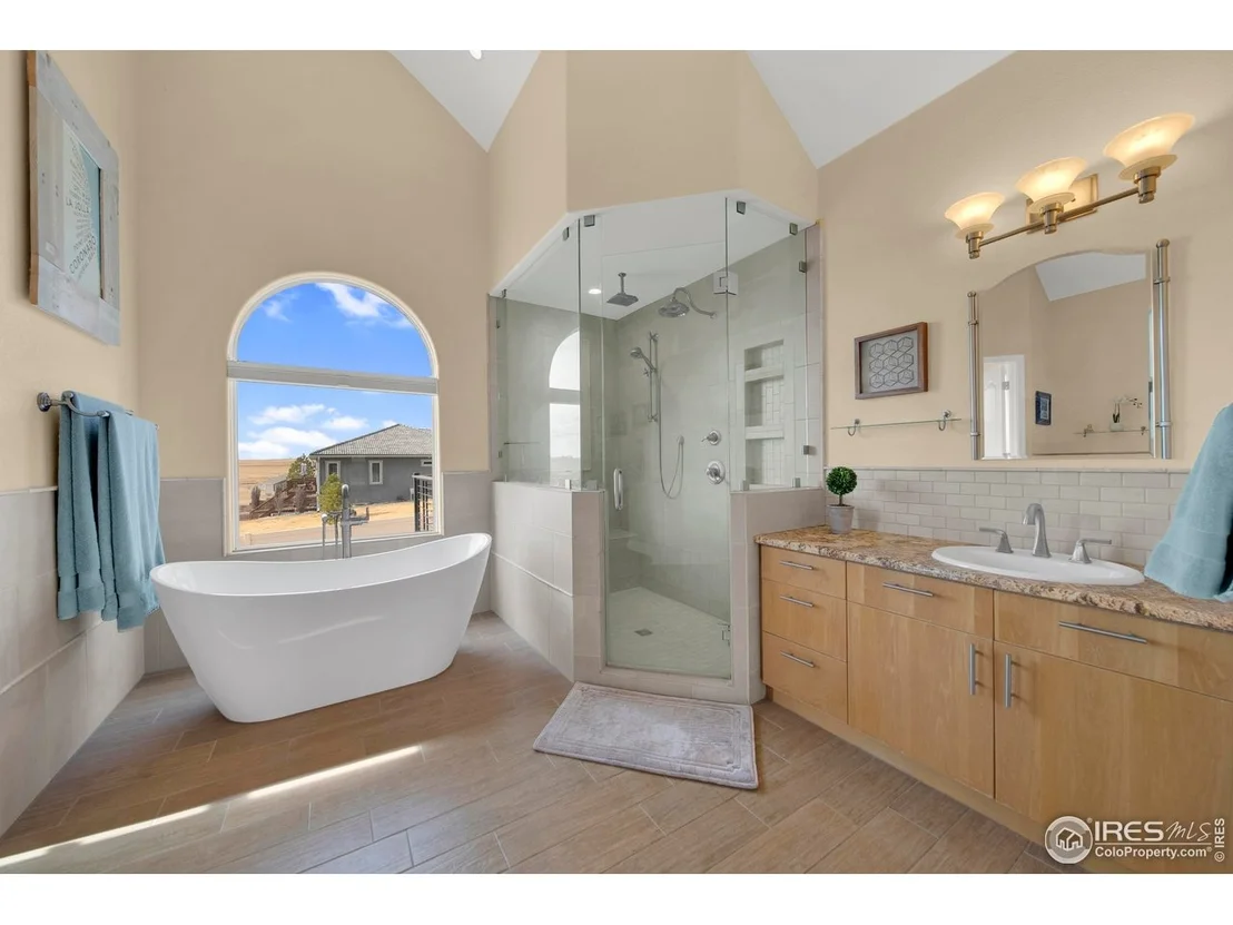 Photo of 63 Lakeview Cir