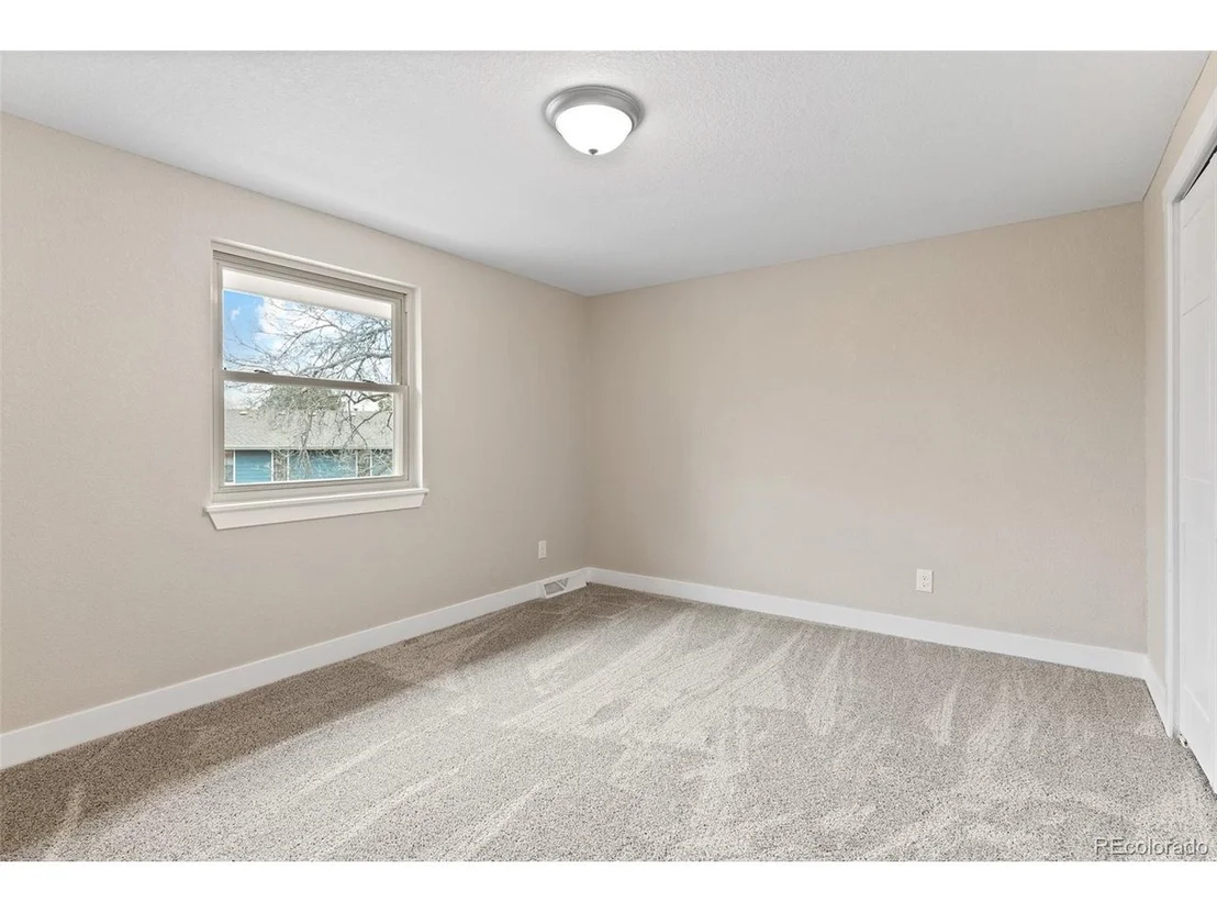 Photo of 9654 W 87th Cir