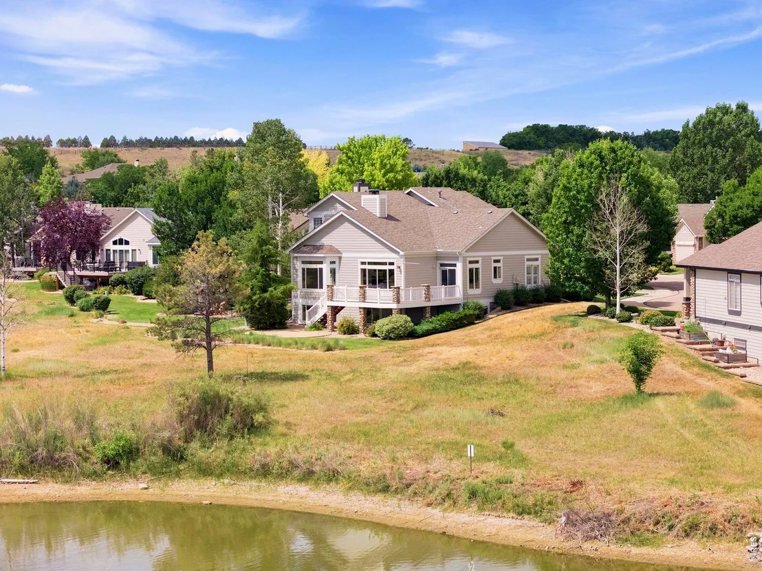 Photo of 535 Lakeside Pl