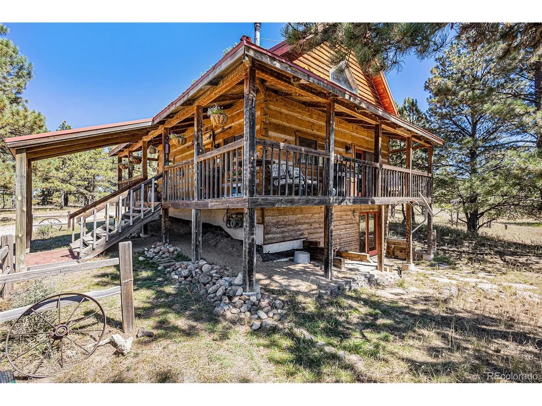 Photo of 18450 Saddle Blanket Ln