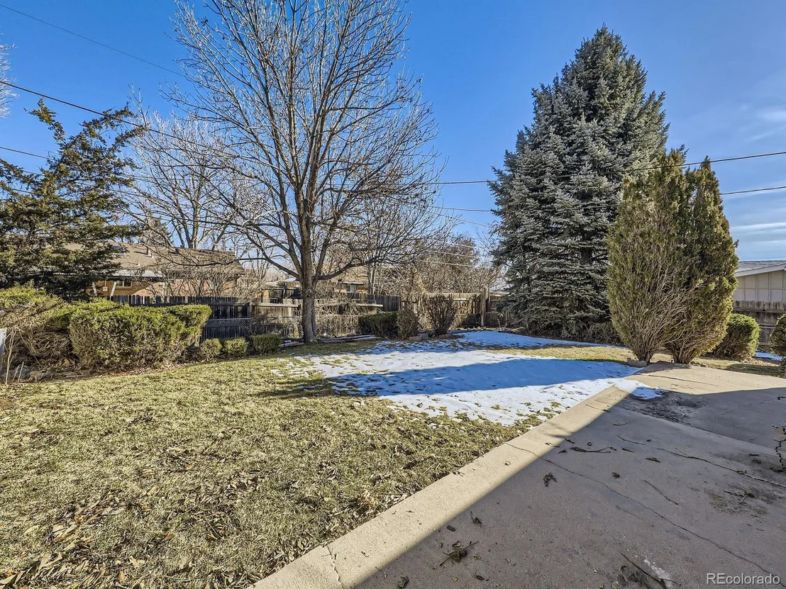 Photo of 11338 Fowler Dr