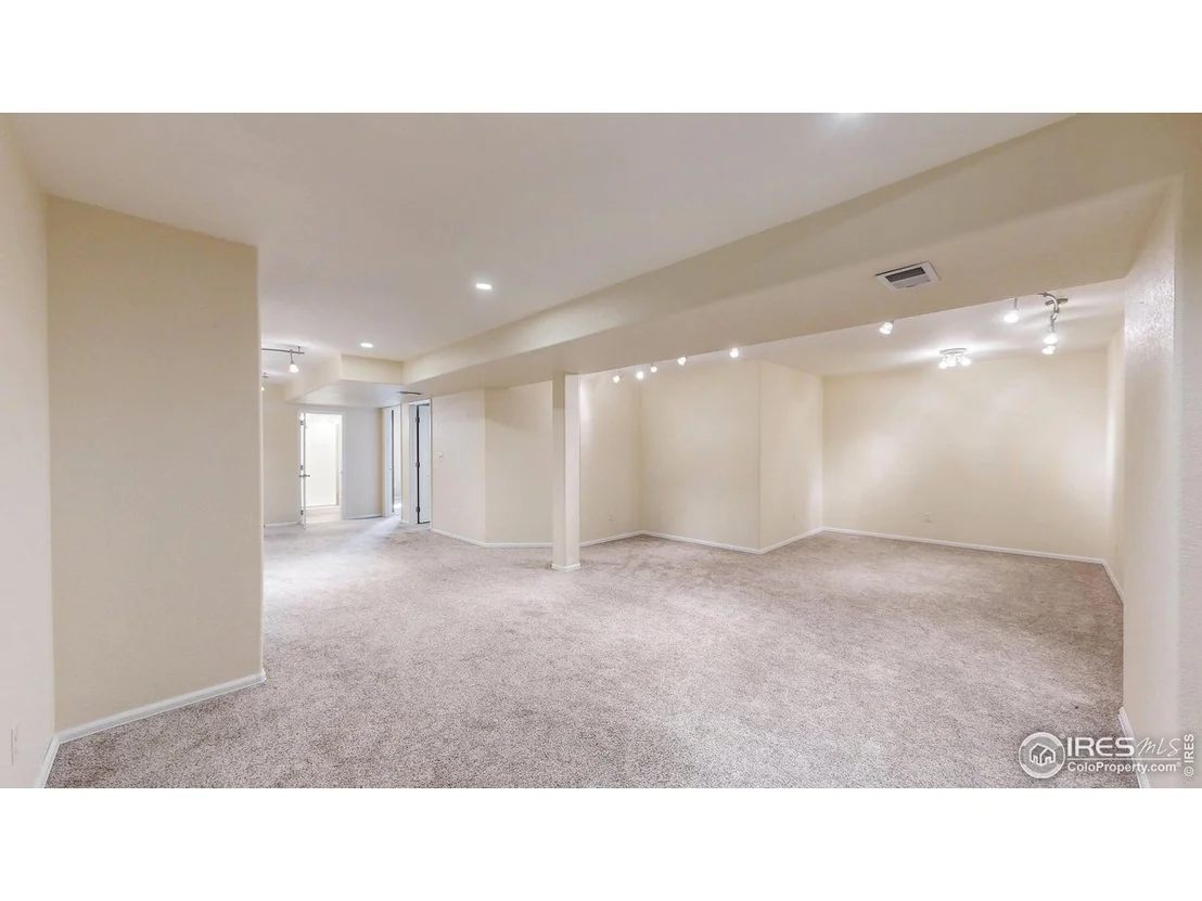 Photo of 1121 Jefferson Dr