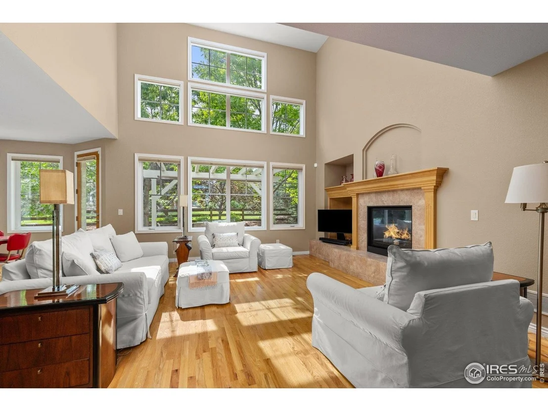 Photo of 1231 Hawk Ridge Rd