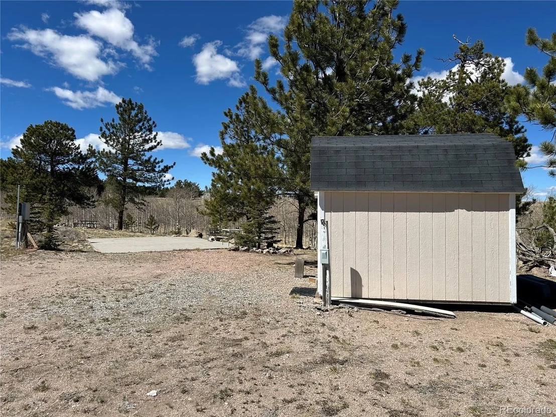 Photo of 51 Singletree Ln
