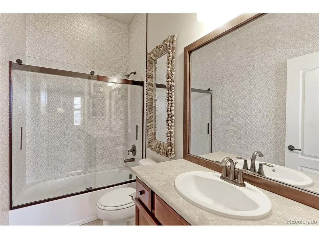 Photo of 15321 Heritage Cir