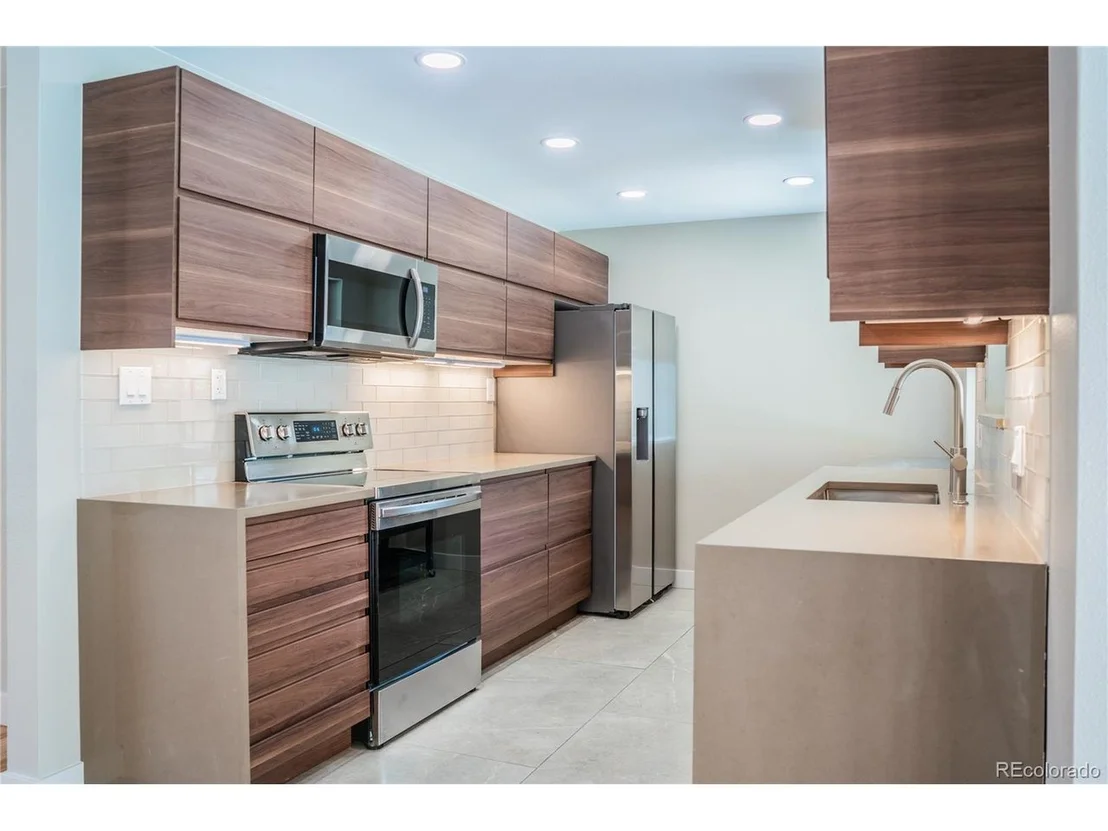 Photo of 6935 W 16th Ave