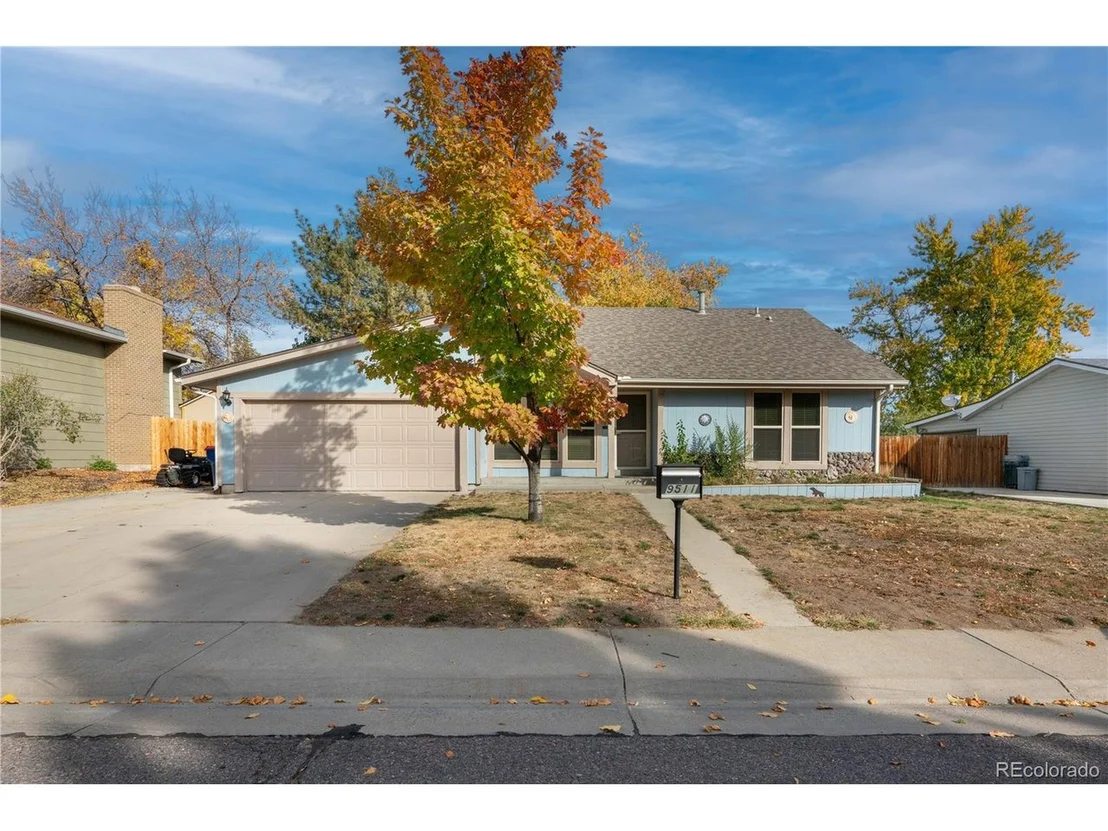 Photo of 9511 Sierra Dr