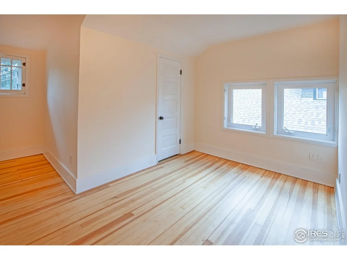 Photo of 1114 5th Ave