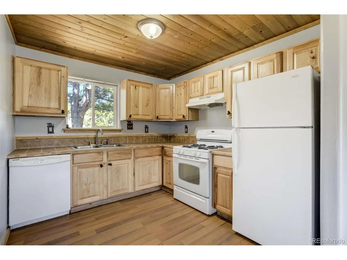 Photo of 70 Elk Cir
