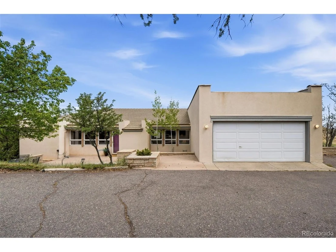 Photo of 6070 Crestbrook Dr