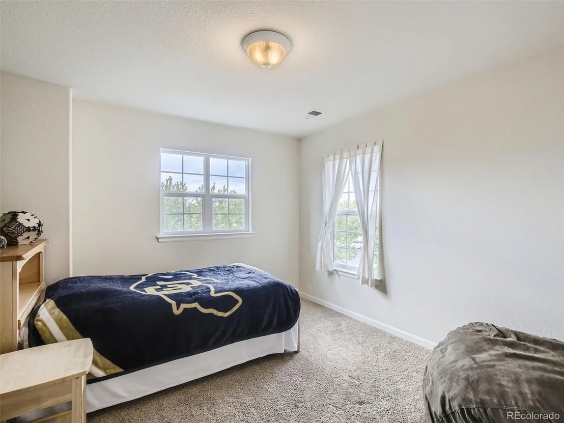 Photo of 2647 Gray Wolf Loop