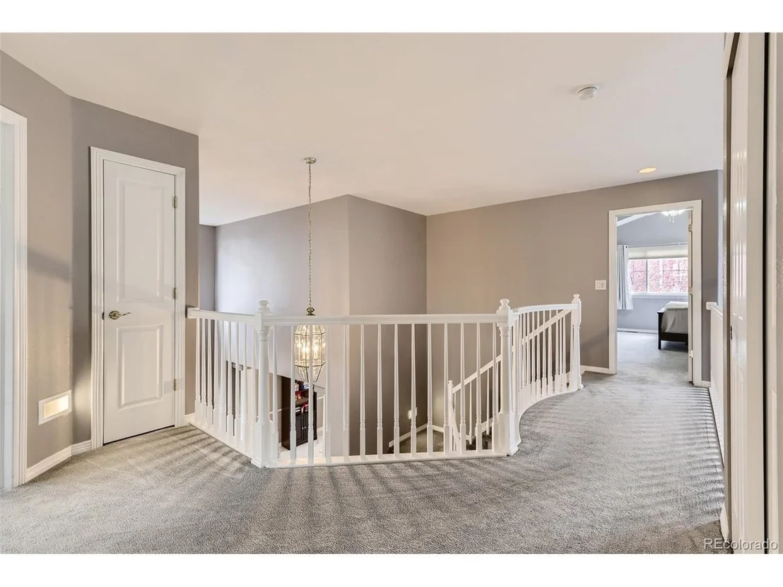 Photo of 15881 Crestrock Cir