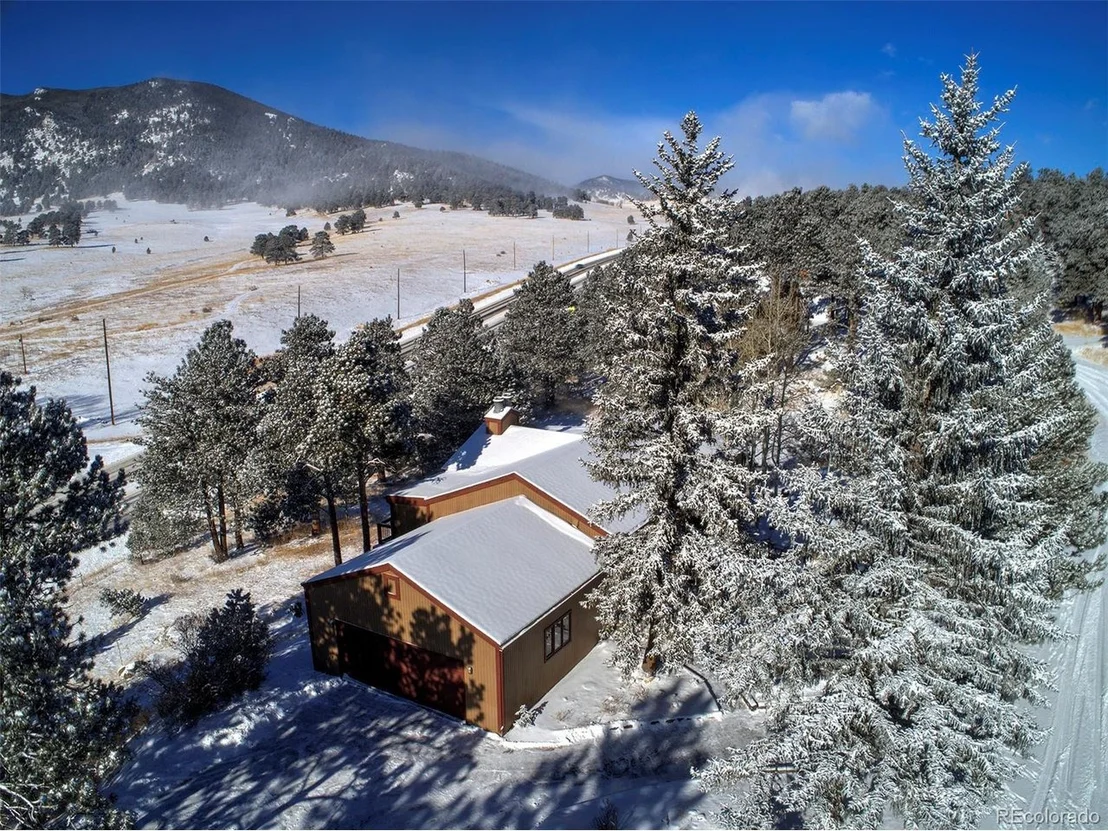 Photo of 2471 Pinehurst Dr