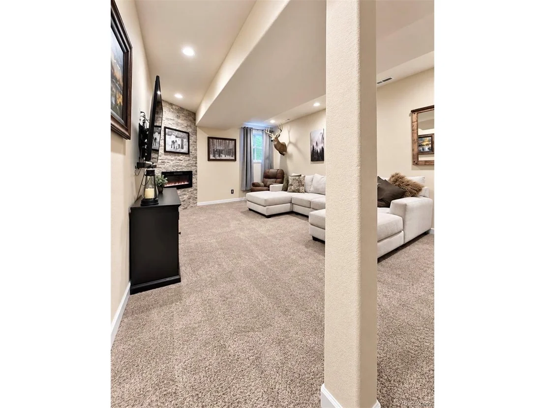 Photo of 360 Linden Oaks Dr