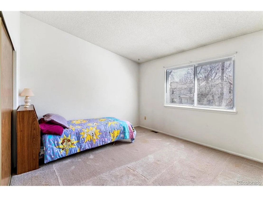 Photo of Unit D at 4249 S Mobile Cir
