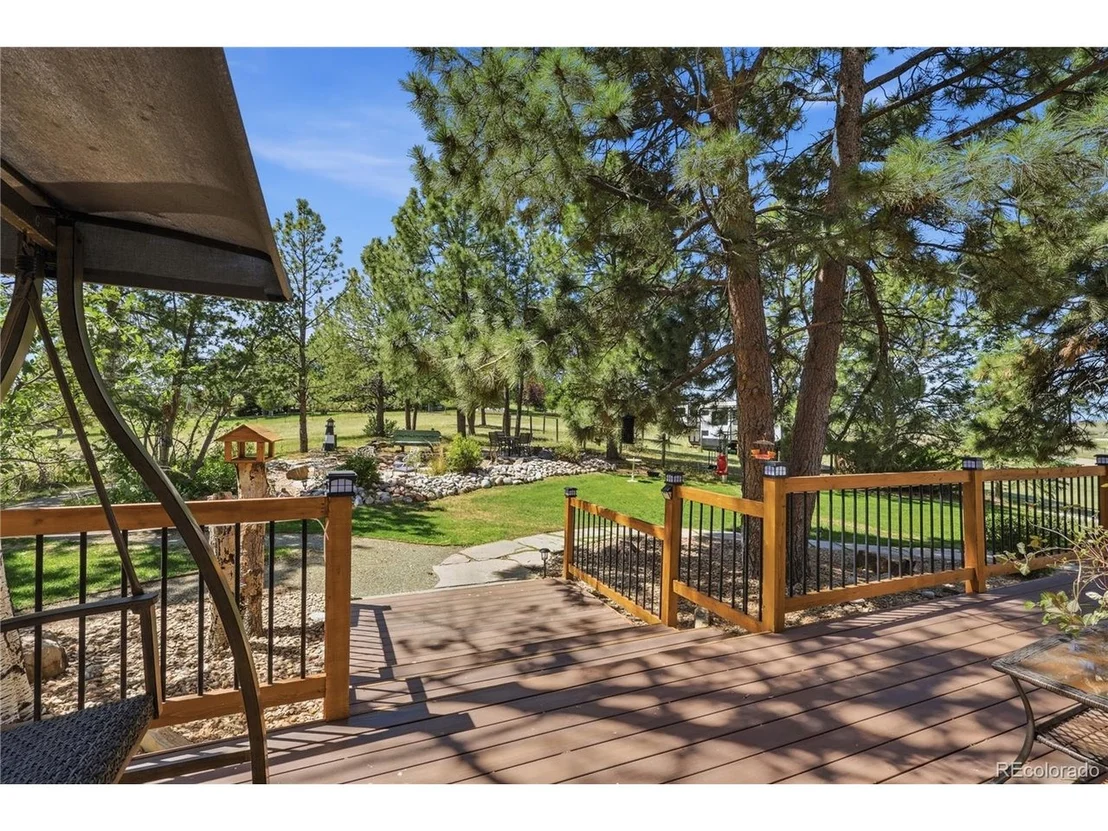 Photo of 607 Meadow Station Cir