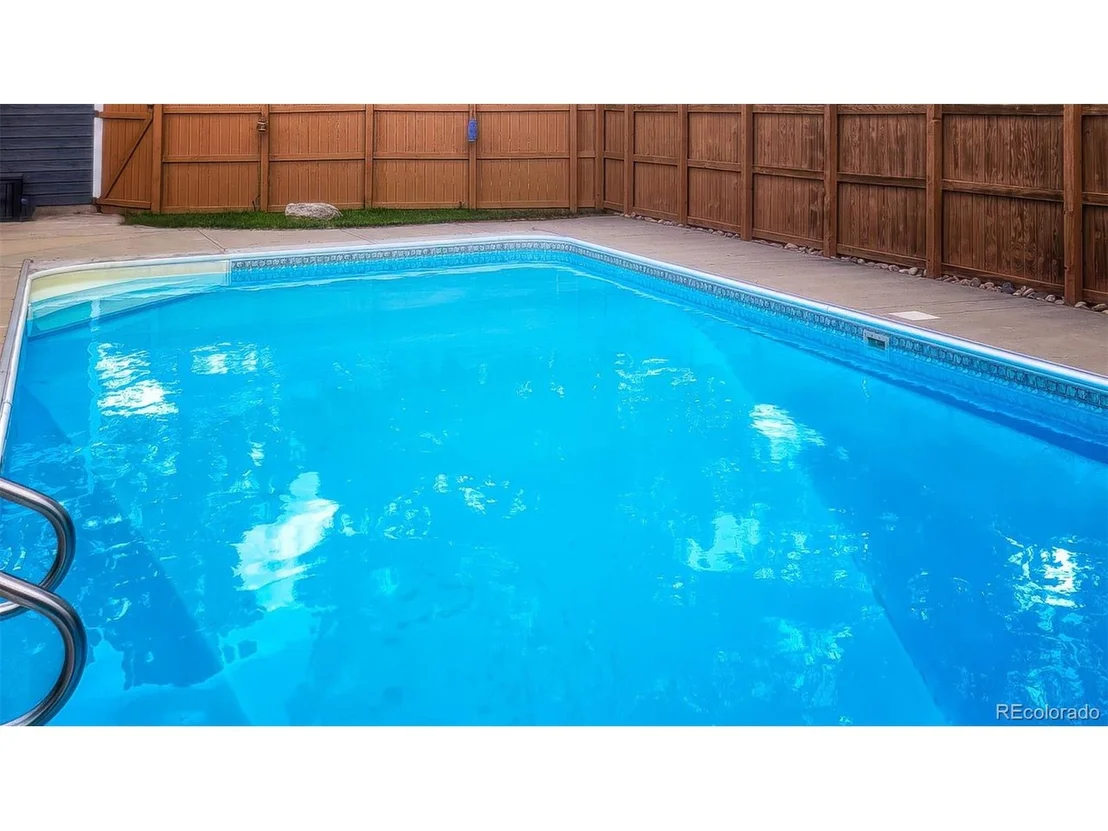 Photo of 1494 Deerpath Rd
