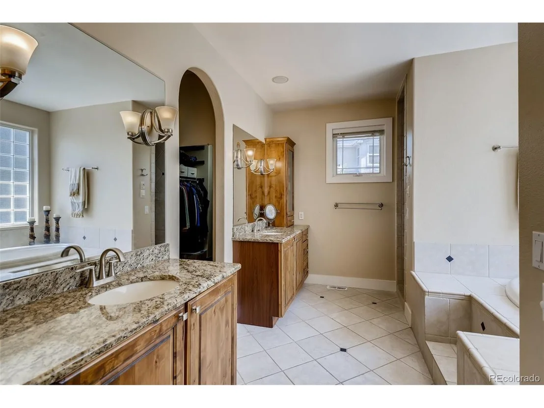 Photo of 7589 Nuthatch Cir