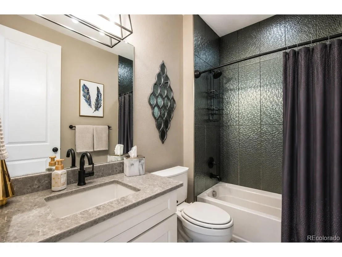 Photo of 107 Western Sky Cir