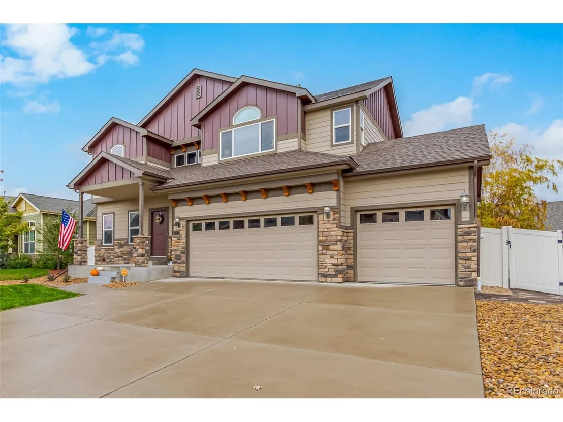 Photo of 481 Wind River Dr