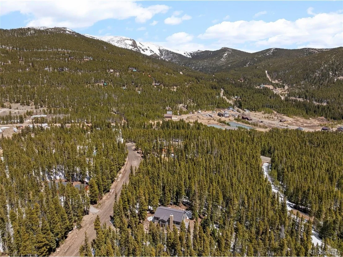 Photo of 400 Upper Forest Rd