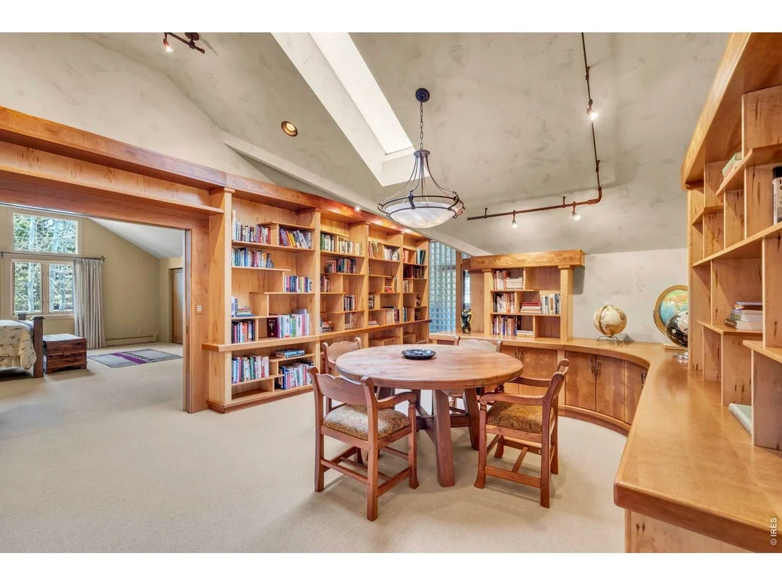 Photo of 7321 Flagstaff Rd