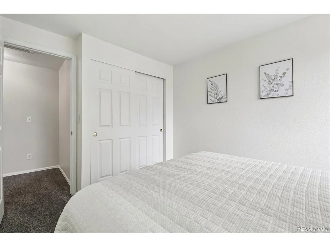 Photo of 2427 Cherry Cir