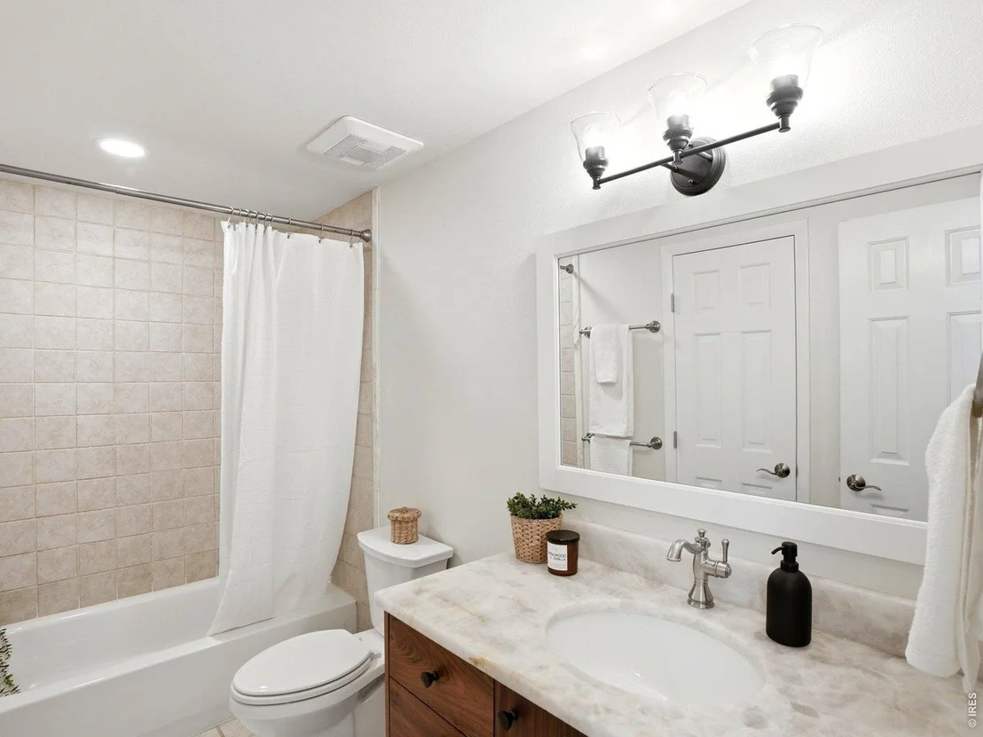 Photo of 4865 Darwin Ct