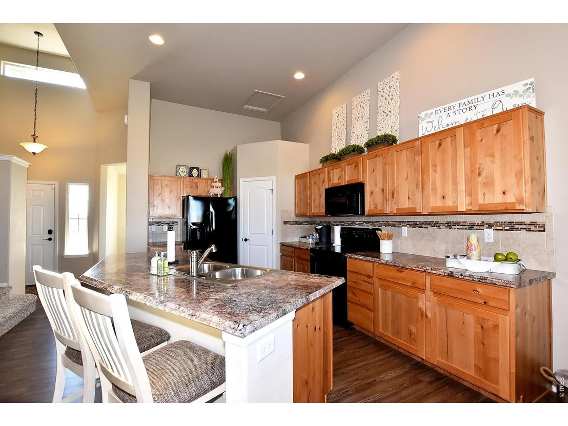 Photo of 2423 Juno Ln