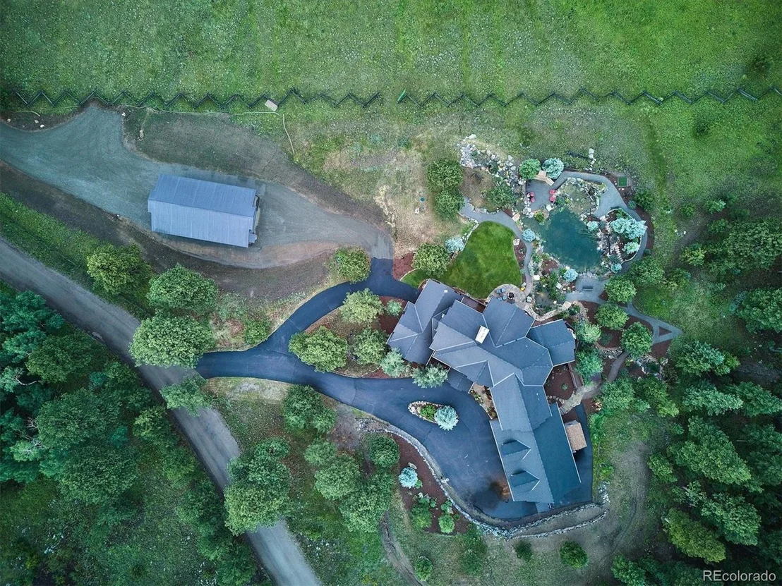 Photo of 477 W Meadow Rd