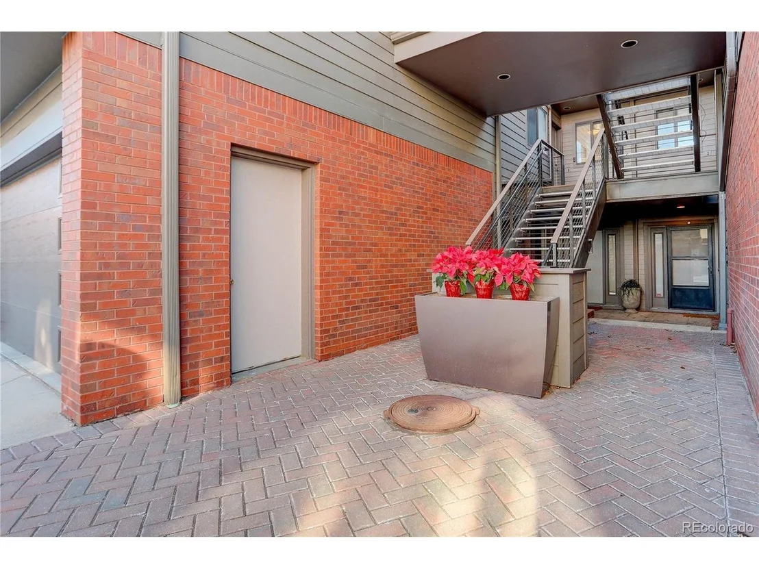Photo of Unit C at 848 Walnut St
