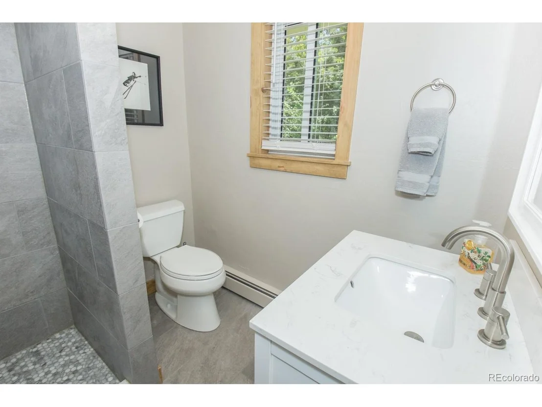 Photo of 1908 Taft Dr