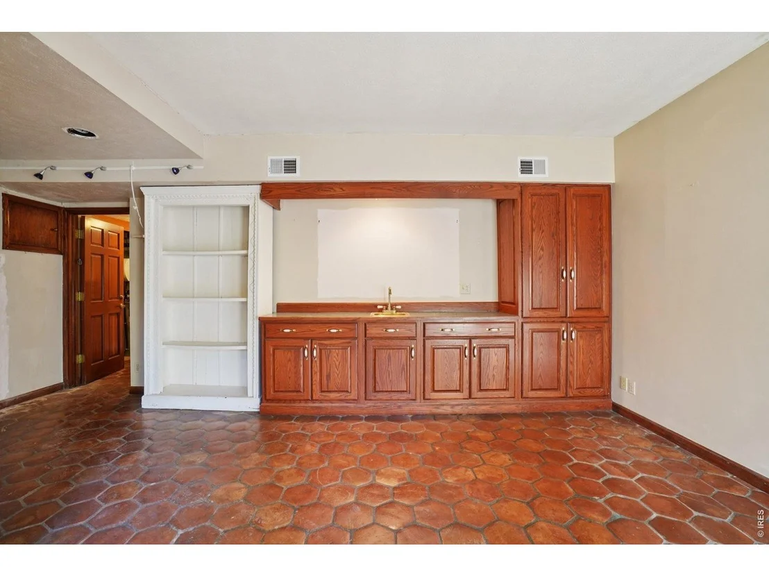 Photo of 2020 Kohler Dr