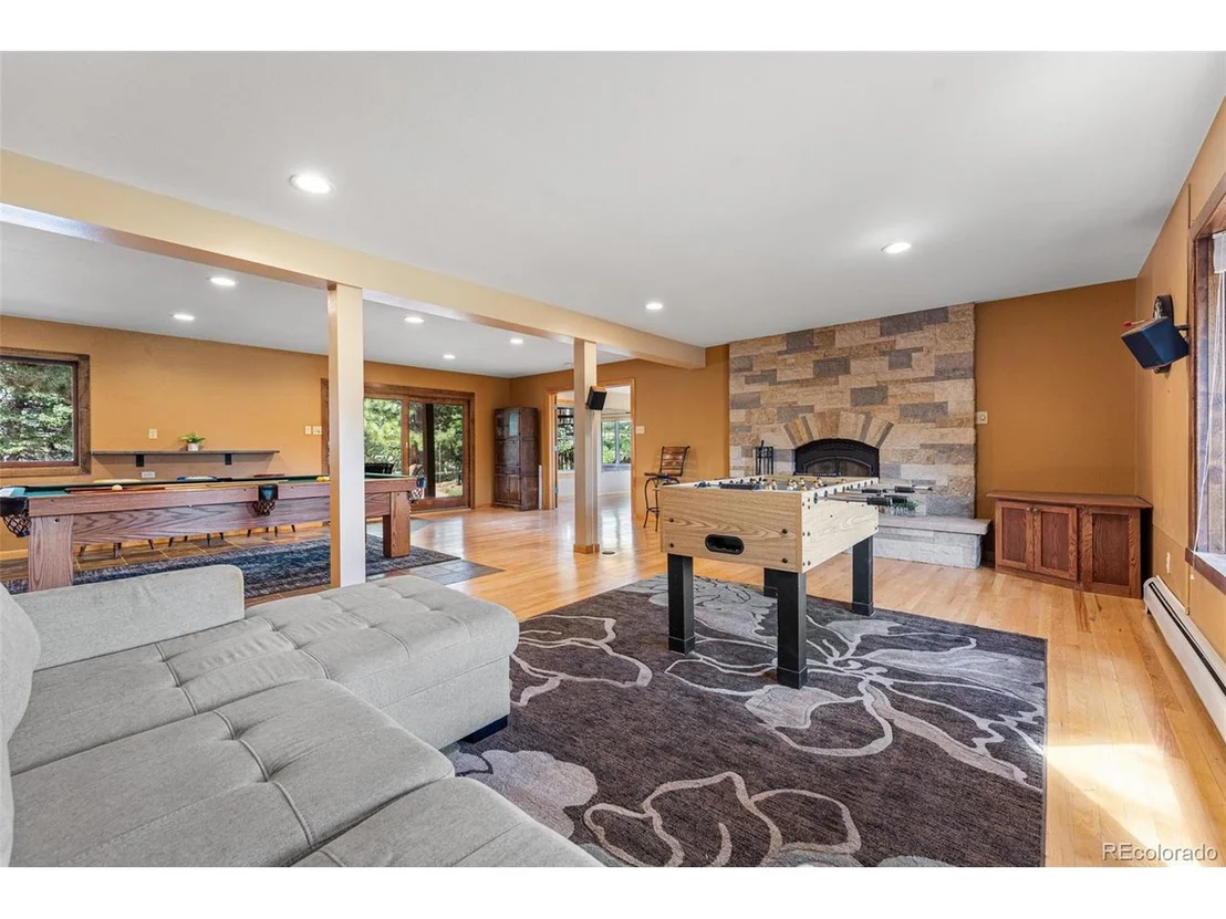 Photo of 15685 Cedarbrook Dr