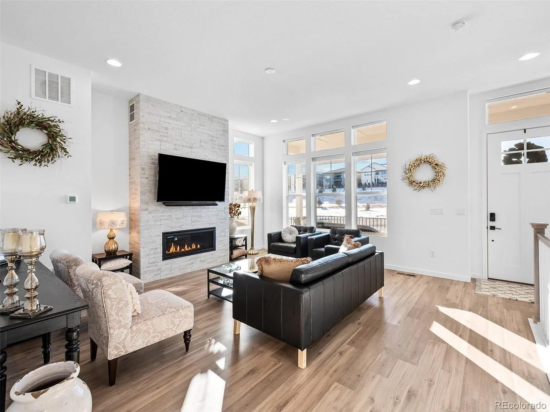 Photo of 11077 Sunshimmer Cir