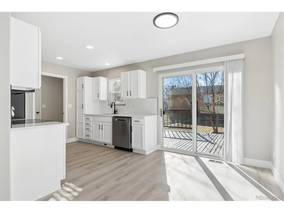 Photo of 101 23rd Ave Ct