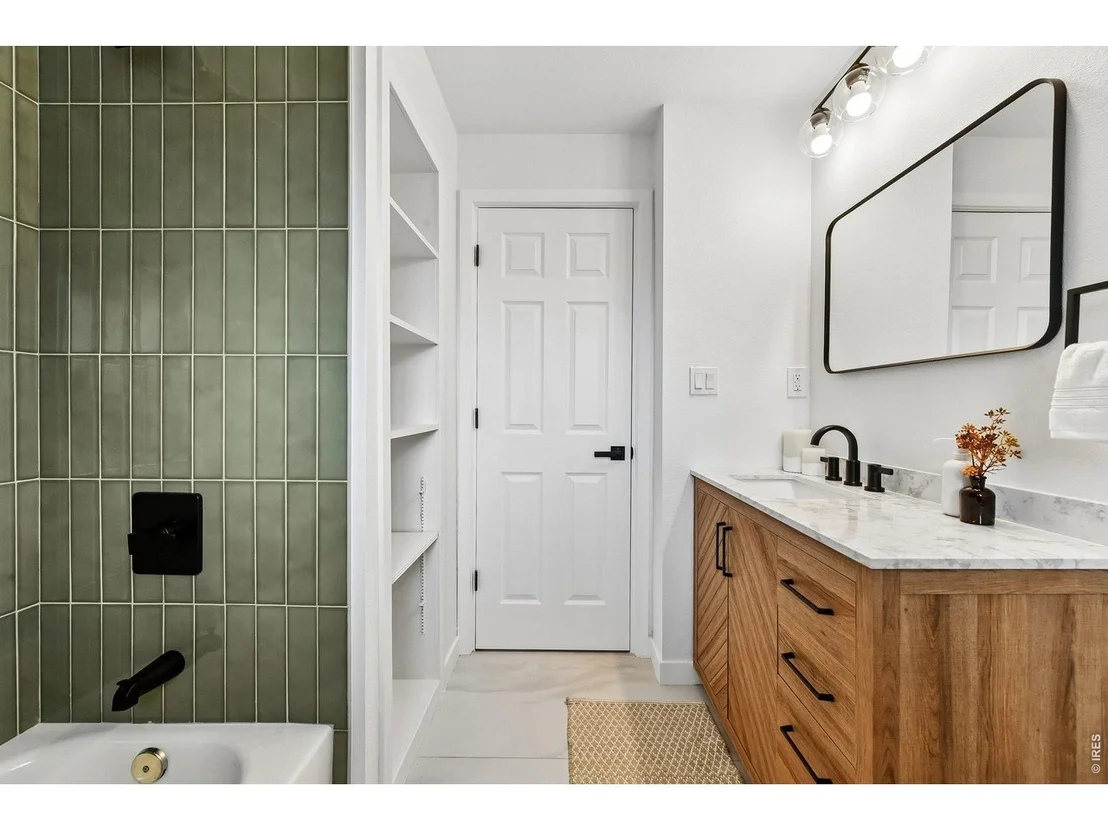 Photo of 367 Eastern Ave