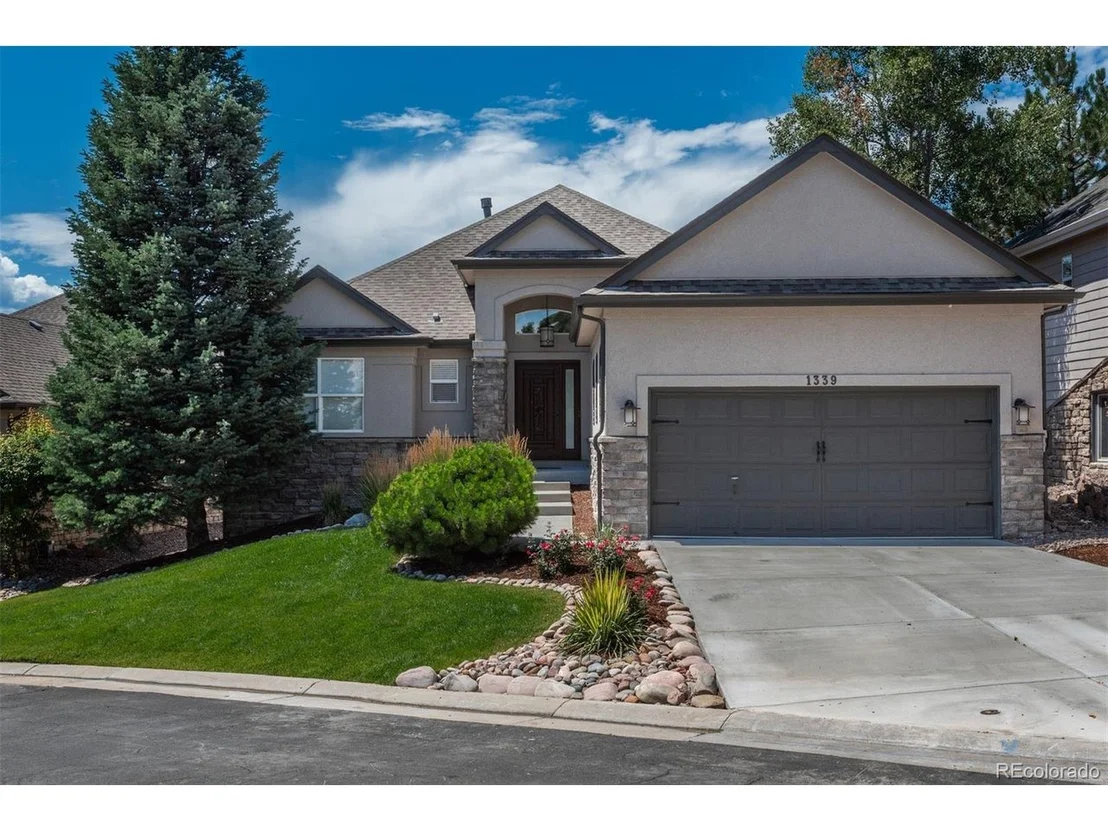 Photo of 1339 Castlepoint Cir