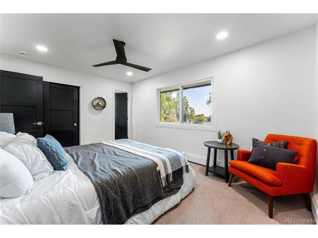 Photo of 1401 Hillside Dr