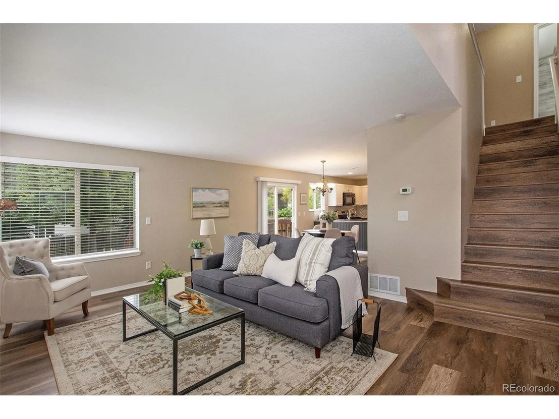 Photo of 1203 Dewey Dr