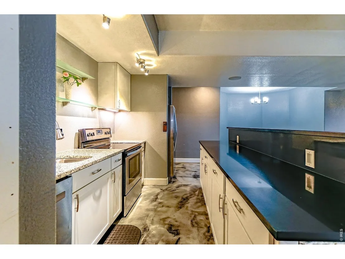 Photo of 3938 Vale View Ln