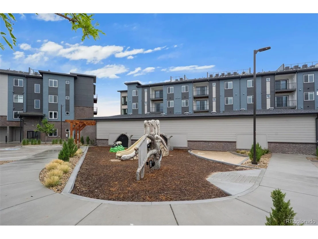 Photo of Unit 105 at 479 Interlocken Blvd